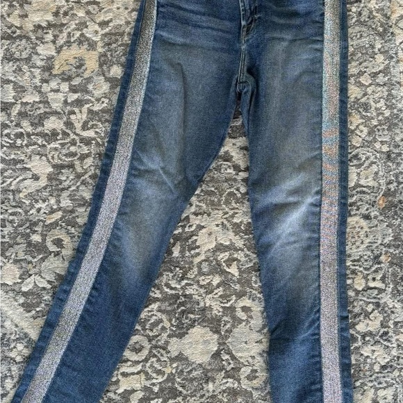 Bundle of pants and denim - Picture 4 of 10